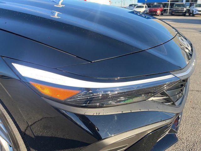 new 2025 Hyundai ELANTRA HEV car, priced at $26,740