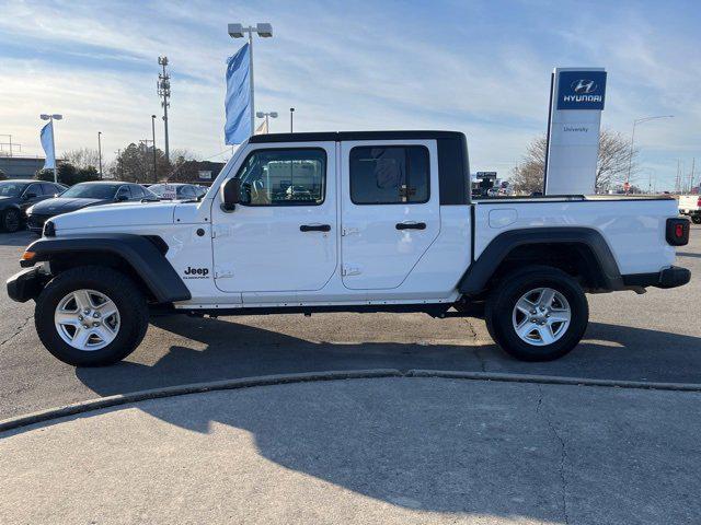 used 2023 Jeep Gladiator car, priced at $27,922