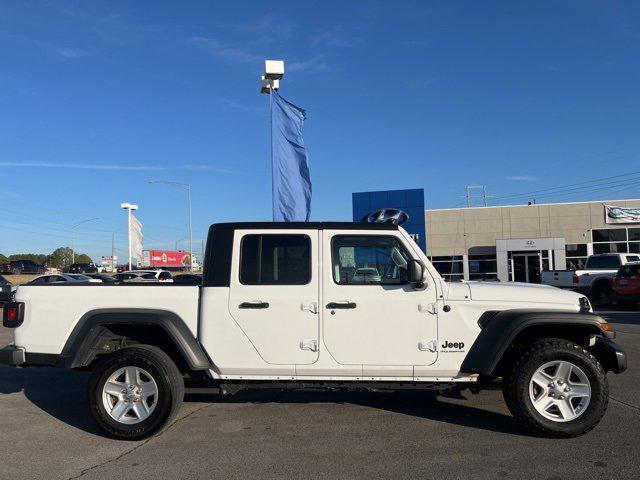 used 2023 Jeep Gladiator car, priced at $27,828