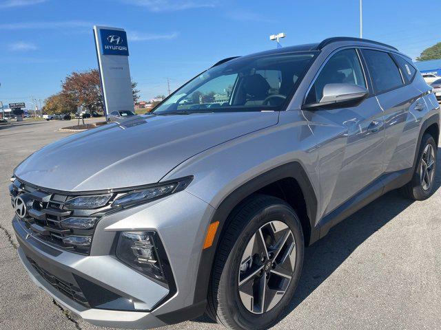 new 2025 Hyundai Tucson Hybrid car, priced at $37,028