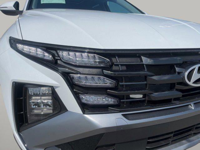new 2025 Hyundai TUCSON Hybrid car, priced at $37,306