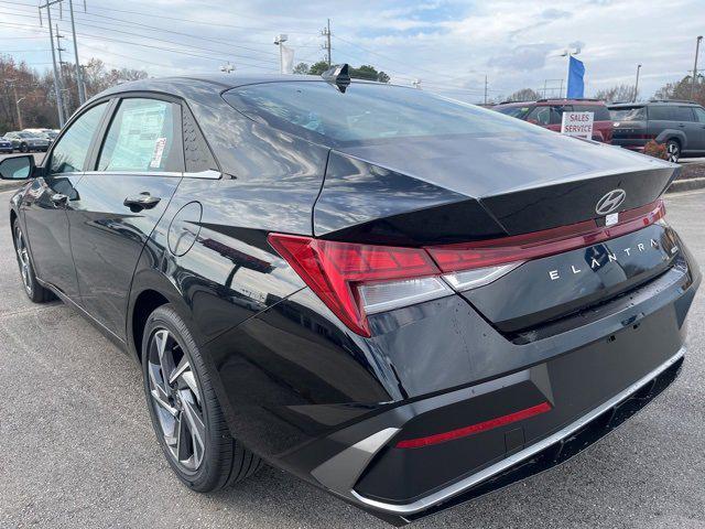 new 2025 Hyundai Elantra car, priced at $30,100