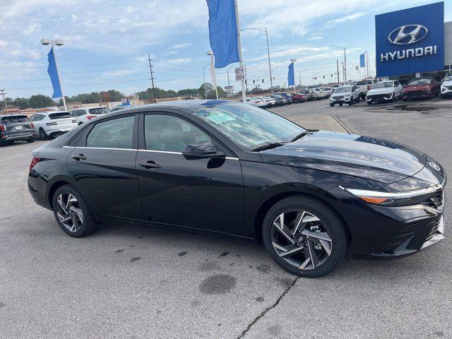 new 2025 Hyundai Elantra car, priced at $30,100