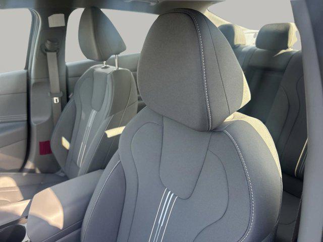 new 2025 Hyundai Elantra car, priced at $25,301