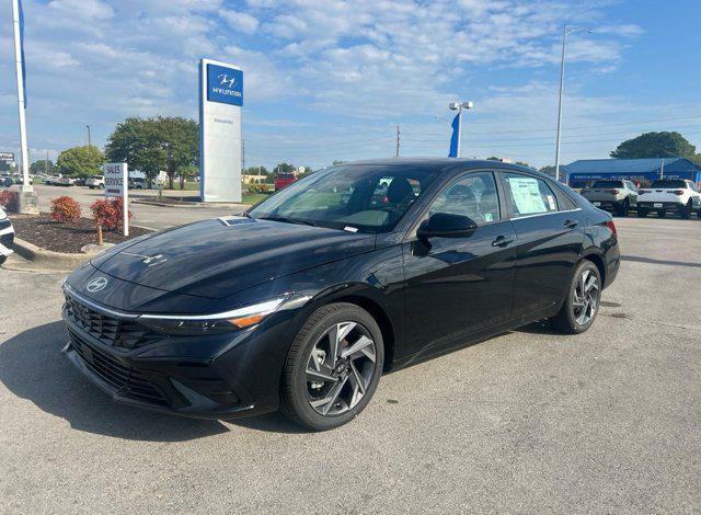 new 2025 Hyundai Elantra car, priced at $26,260