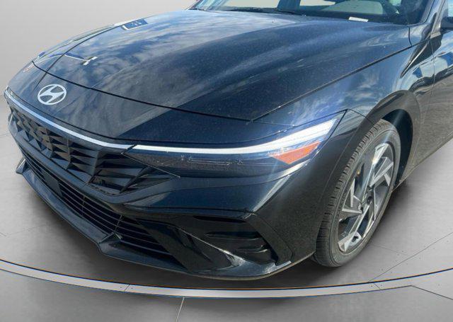 new 2025 Hyundai Elantra car, priced at $25,360