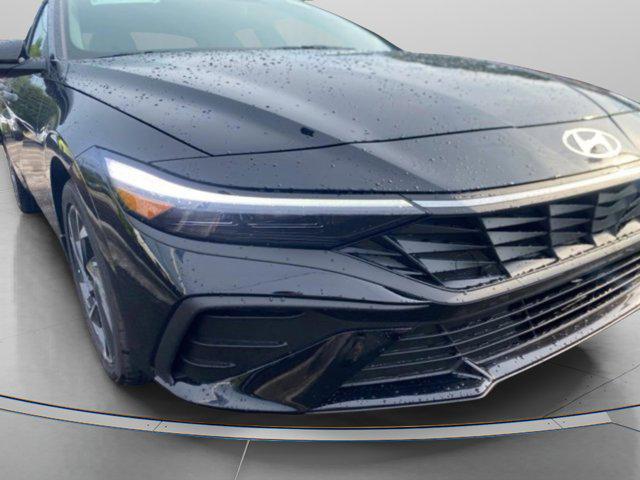 new 2025 Hyundai Elantra car, priced at $25,105
