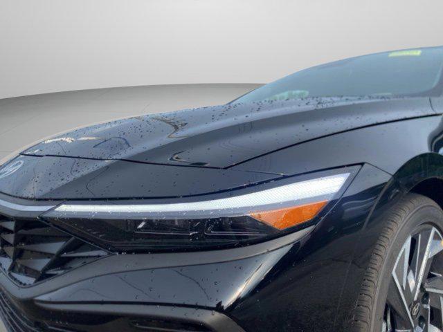 new 2025 Hyundai Elantra car, priced at $25,105