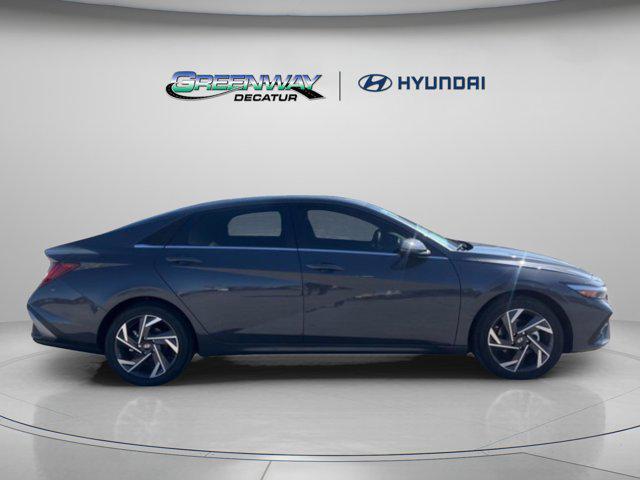 new 2025 Hyundai Elantra car, priced at $30,200