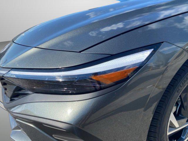 new 2025 Hyundai Elantra car, priced at $25,165