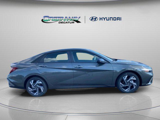 new 2025 Hyundai Elantra car, priced at $25,165