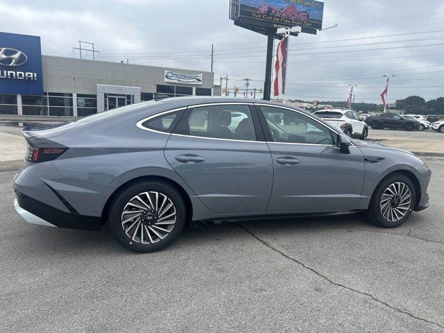 new 2024 Hyundai Sonata Hybrid car, priced at $31,448