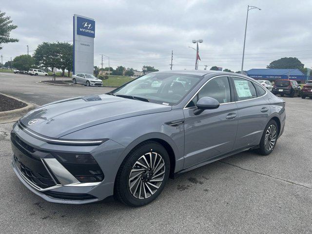 new 2024 Hyundai Sonata Hybrid car, priced at $30,548