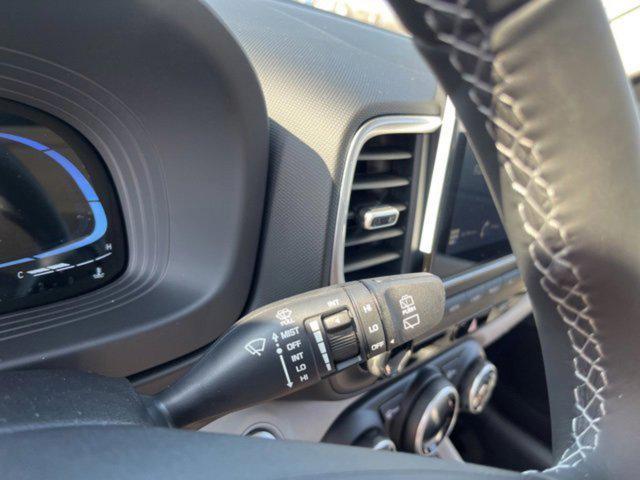 new 2025 Hyundai Venue car, priced at $23,597