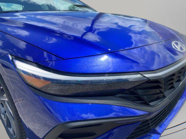 new 2025 Hyundai Elantra car, priced at $24,256