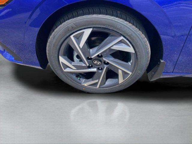 new 2025 Hyundai Elantra car, priced at $24,256