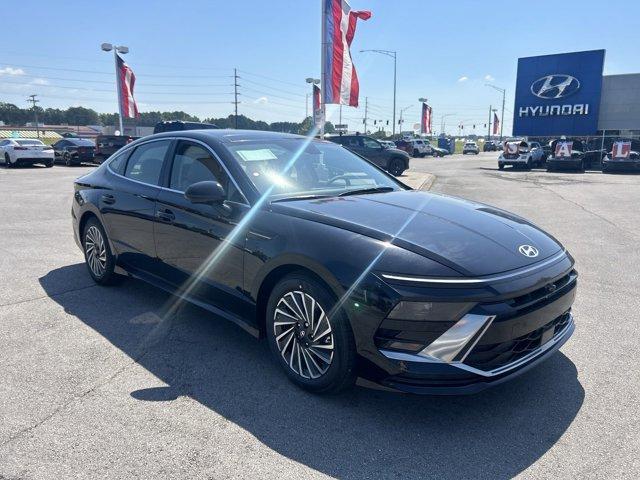 new 2024 Hyundai Sonata Hybrid car, priced at $37,559