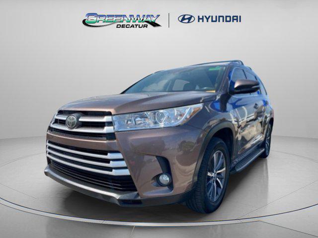 used 2017 Toyota Highlander car, priced at $14,995