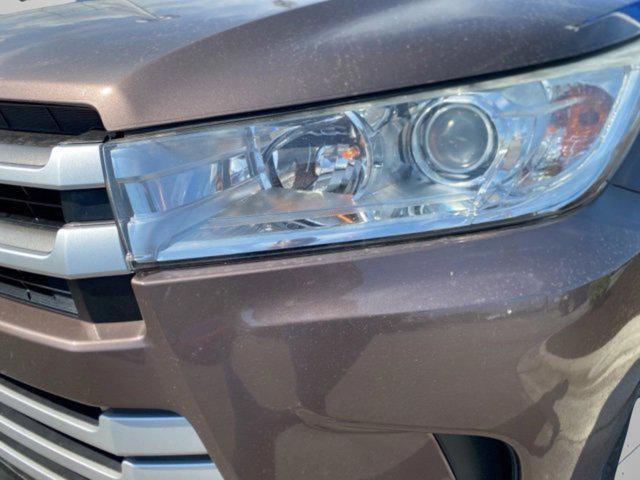 used 2017 Toyota Highlander car, priced at $14,995