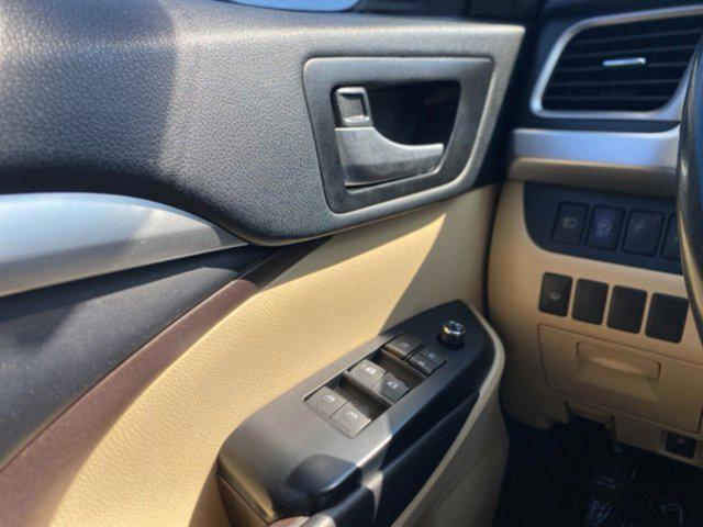 used 2017 Toyota Highlander car, priced at $14,995