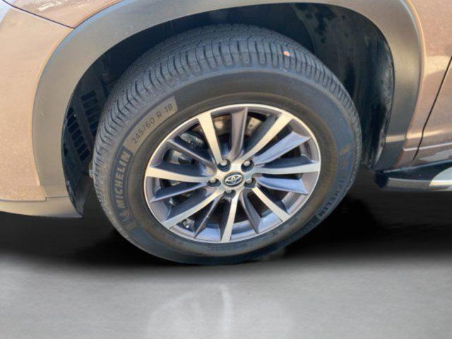 used 2017 Toyota Highlander car, priced at $14,995