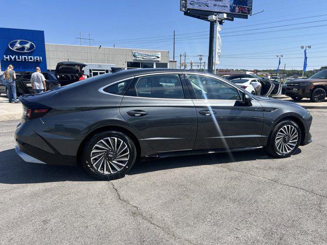 new 2024 Hyundai Sonata Hybrid car, priced at $30,540