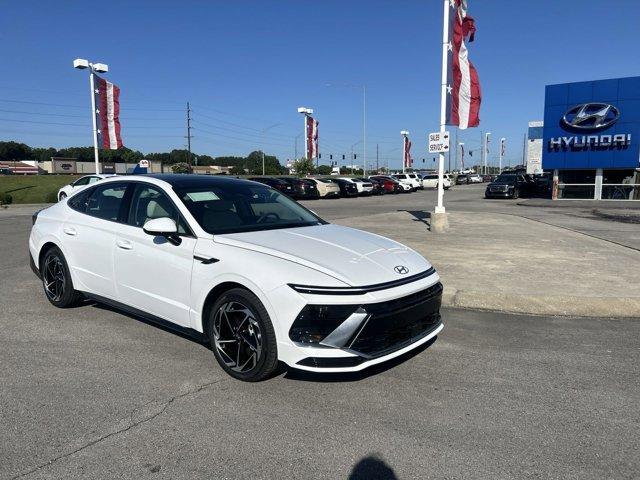 new 2024 Hyundai Sonata car, priced at $30,260