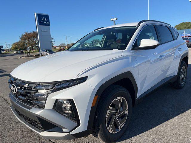 new 2025 Hyundai Tucson Hybrid car, priced at $34,679