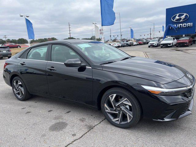 new 2025 Hyundai Elantra car, priced at $26,193