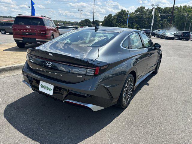 new 2024 Hyundai Sonata Hybrid car, priced at $30,540