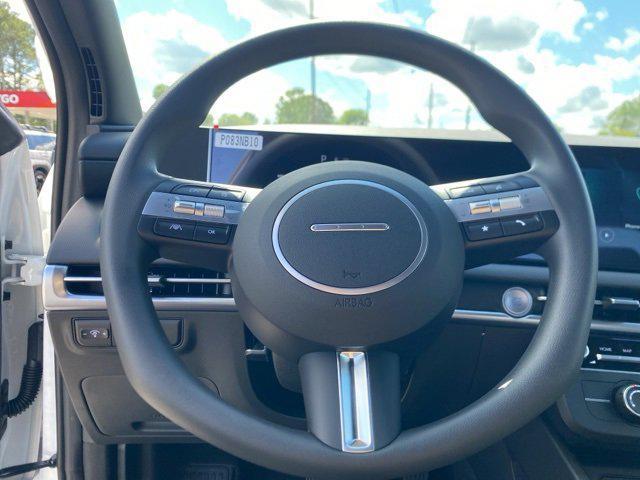 new 2025 Hyundai SANTA CRUZ car, priced at $30,570
