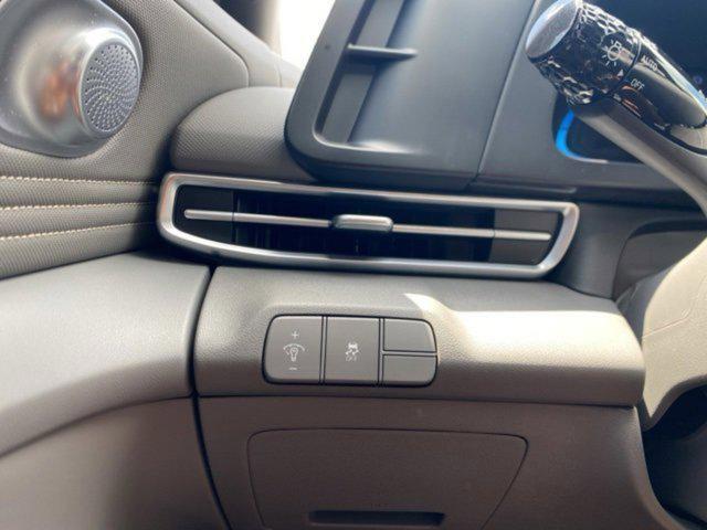 new 2025 Hyundai Elantra car, priced at $24,310