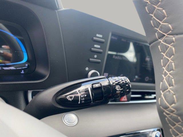 new 2025 Hyundai Elantra car, priced at $24,700