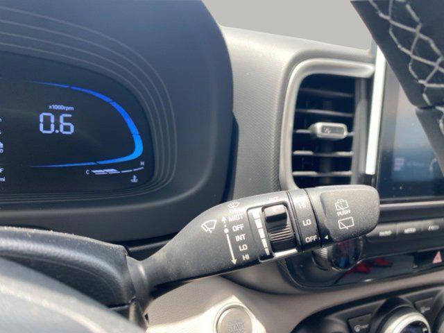 new 2025 Hyundai Venue car, priced at $23,859