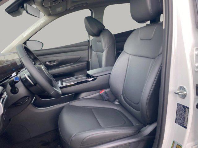 new 2025 Hyundai TUCSON Hybrid car, priced at $39,505