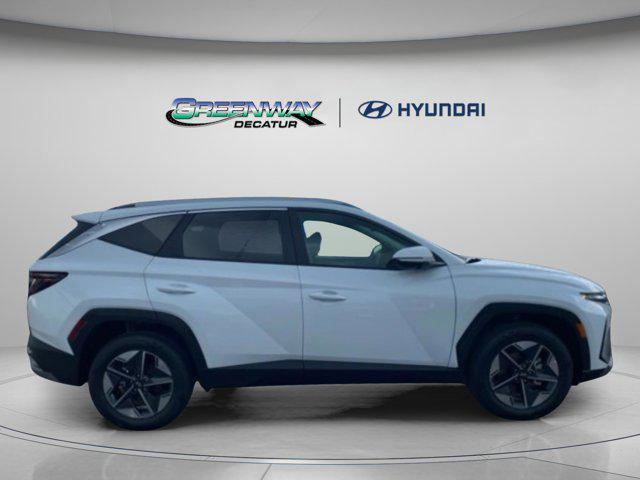 new 2025 Hyundai TUCSON Hybrid car, priced at $39,505