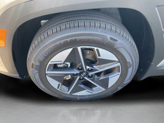 new 2025 Hyundai TUCSON Hybrid car, priced at $39,060