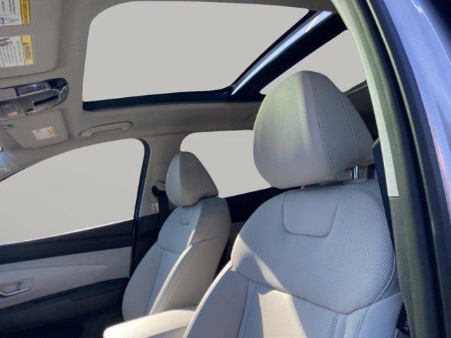 new 2025 Hyundai TUCSON Hybrid car, priced at $39,060