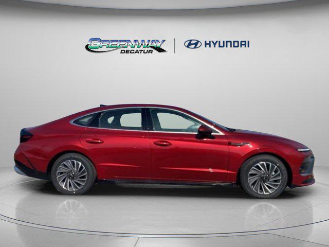 new 2025 Hyundai Sonata Hybrid car, priced at $38,000