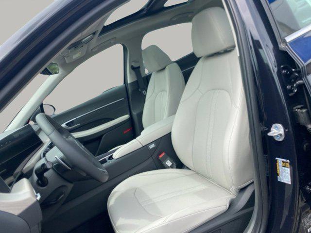 new 2025 Hyundai Sonata Hybrid car, priced at $37,455