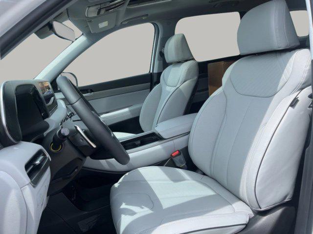 new 2025 Hyundai Palisade car, priced at $45,214