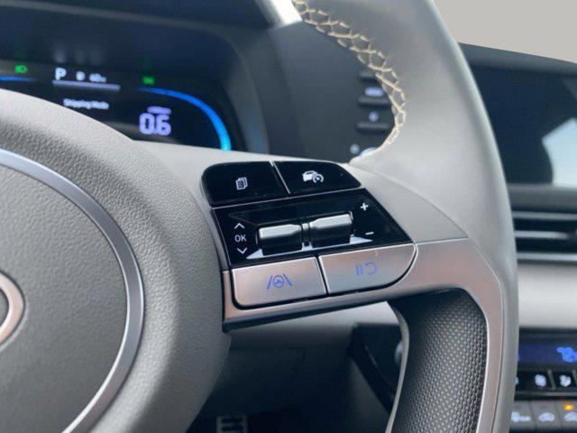 new 2025 Hyundai Elantra car, priced at $25,605