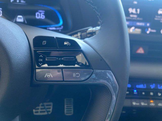 new 2025 Hyundai Elantra car, priced at $25,165