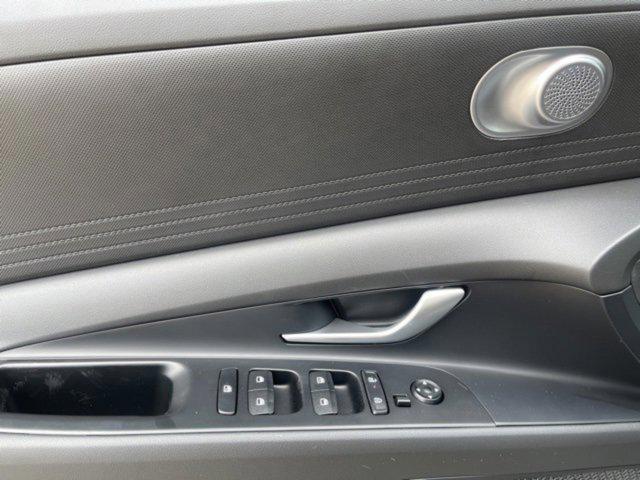 new 2025 Hyundai ELANTRA HEV car, priced at $26,006