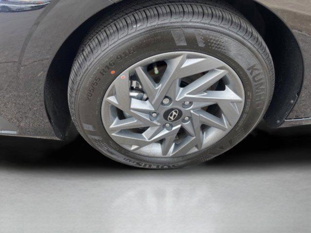 new 2025 Hyundai ELANTRA HEV car, priced at $26,006