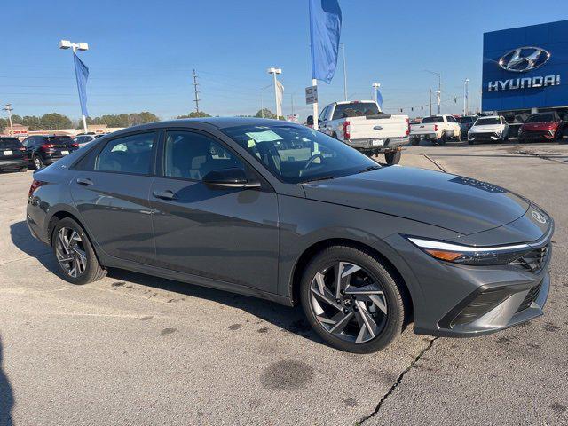 new 2025 Hyundai Elantra car, priced at $23,734