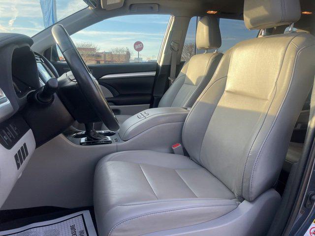 used 2019 Toyota Highlander car, priced at $28,502