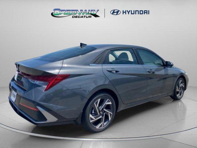 new 2025 Hyundai Elantra car, priced at $25,672