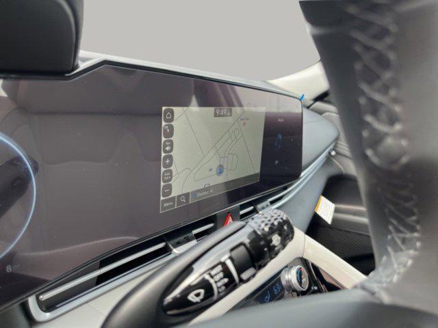new 2025 Hyundai Elantra car, priced at $28,074
