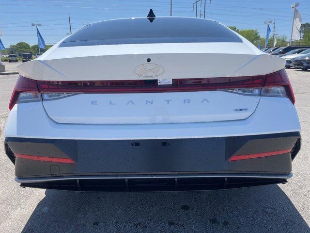 new 2025 Hyundai Elantra car, priced at $31,132